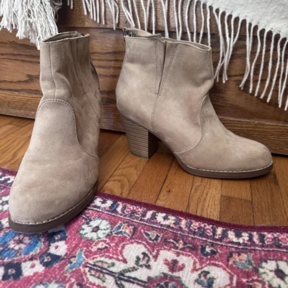 Heeled Ankle Boots - 7.5